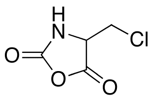 4-(Chloromethyl)-2,5-oxazolidinedione
